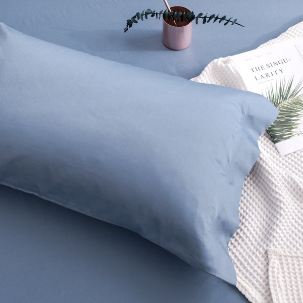 Long-Staple Cotton Satin Pillowcase in Ivory